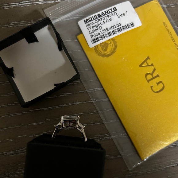 GRA Moissanite 4 cart Engagement Ring Special occasions, Class D - Picture 2 of 13